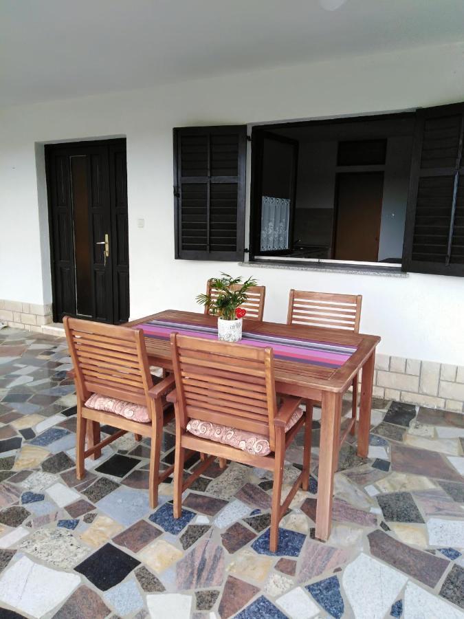 Milijana Apartments Rab Rab Town Exterior photo